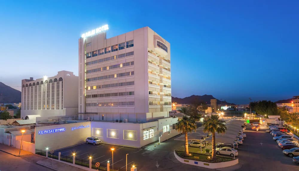 Al Falaj Hotel — Muscat