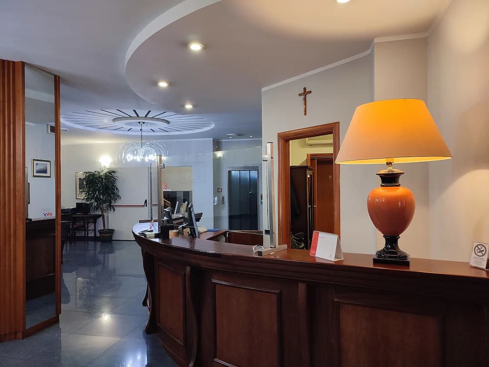 Royal Hotel — Cosenza