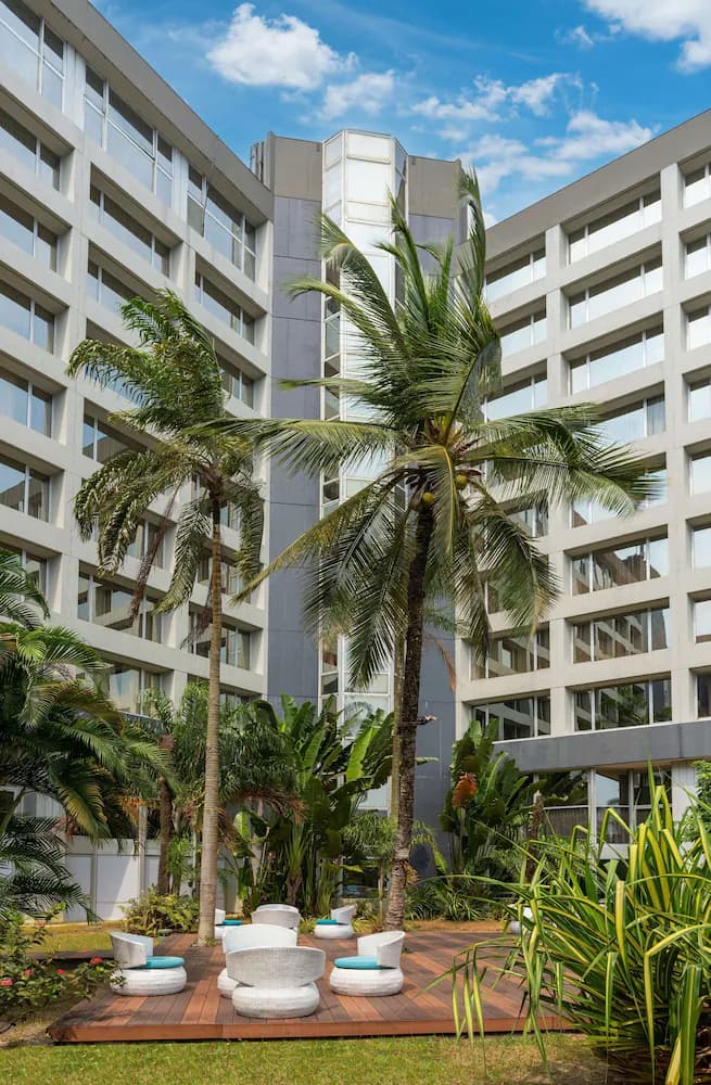 Radisson Blu Okoume Palace Hotel — Akanda