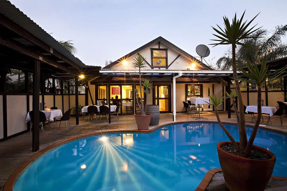 Mount Richmond Hotel — Auckland