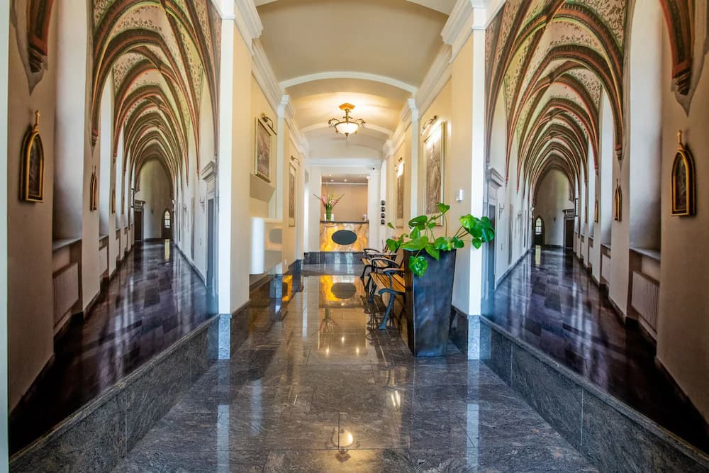 Aparthotel Globus Kraków — Krakow