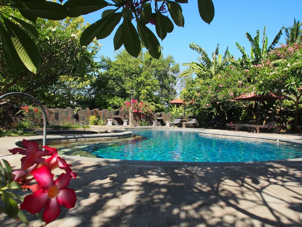 Rini Hotel — Singaraja