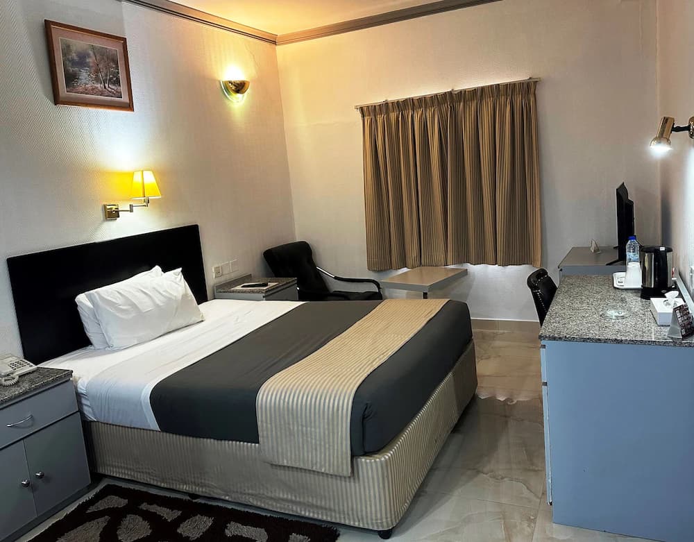 Astoria Hotel — Dubai