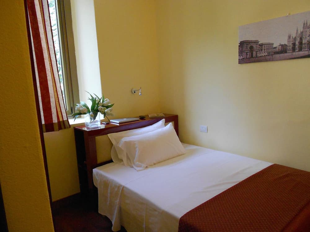 Hotel Minerva Sas Di Vassalli Giovanni & C. — Milan