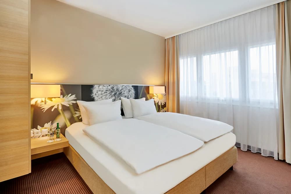 H+ Hotel Zürich — Zurich