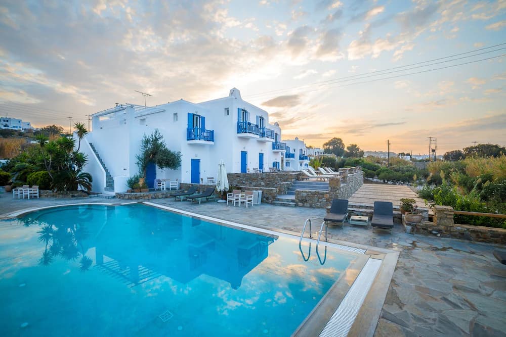Vienoula's Garden Hotel — Mykonos