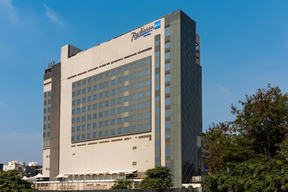 Radisson Blu Towers Kaushambi Delhi NCR — Delhi