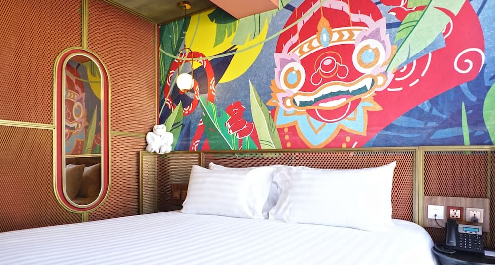 4 Monkeys Hotel — Bangkok