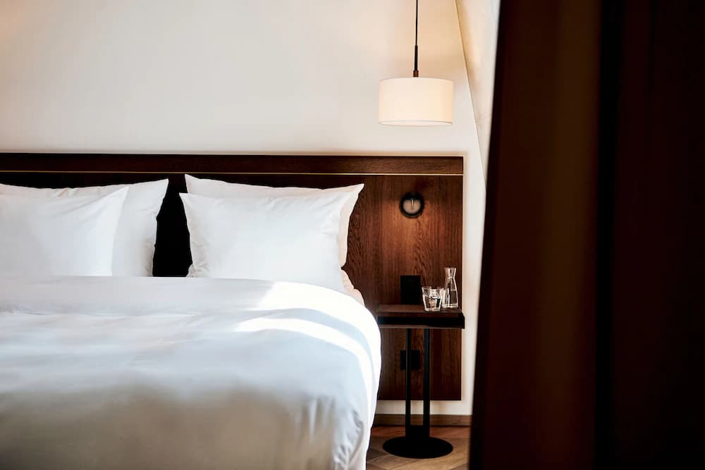 Karl August - a Neighborhood Hotel —