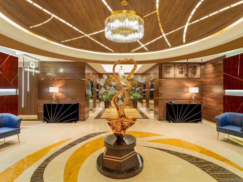 Park Regis Kris Kin Hotel — Dubai