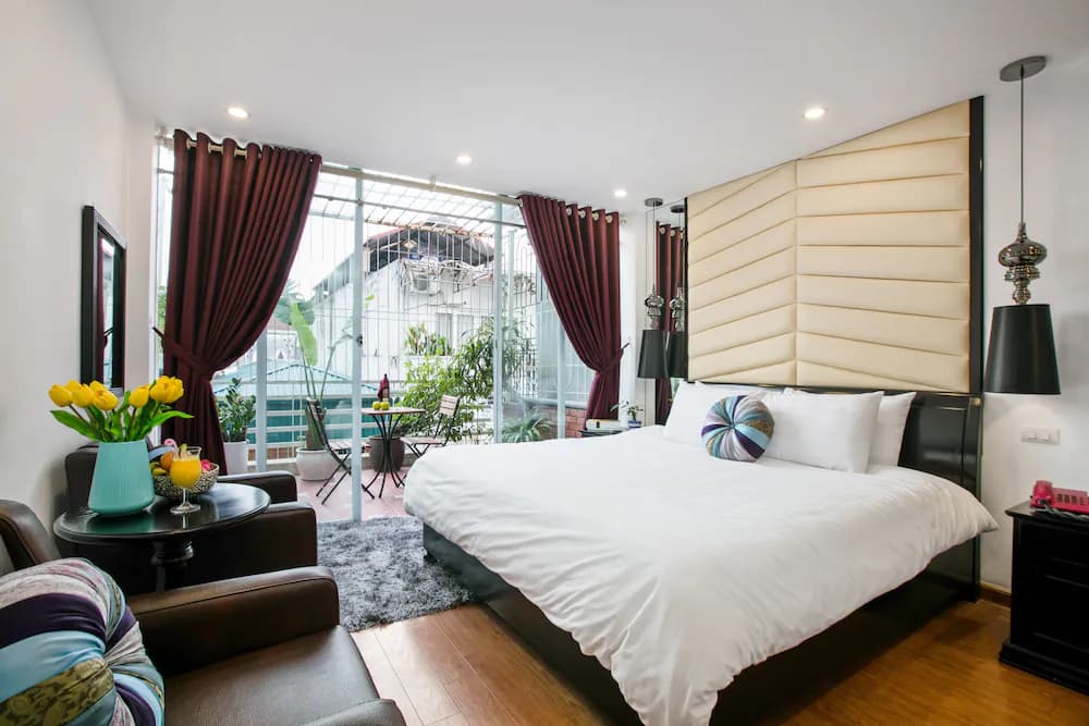 SPLENDID HOLIDAY HOTEL — Hanoi