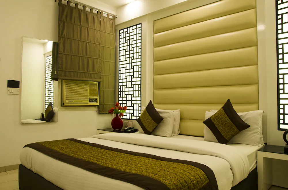 Hotel Indo Continental — Delhi