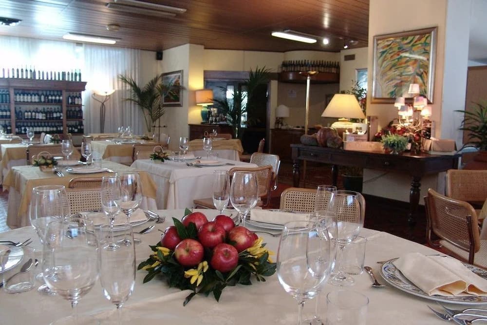 Hotel Al Sant'Andrea — Massa