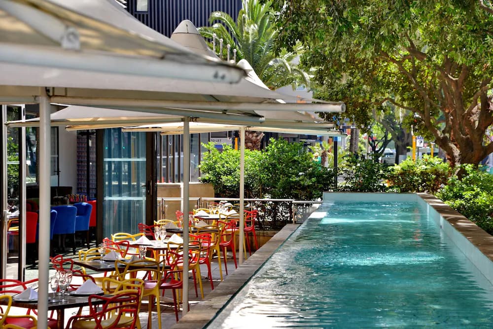 Fountains Hotel — Cape Town