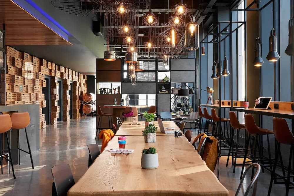 Moxy Edinburgh Fountainbridge — Edinburgh