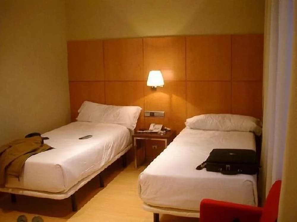 Hotel Feria — The Cisterniga