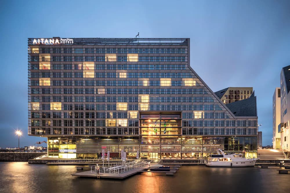 Room Mate Aitana — Amsterdam