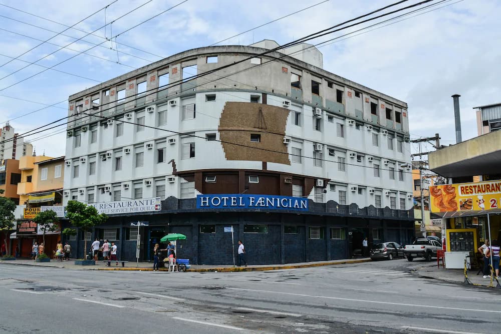 Hotel Faenician — Guaratinguetá