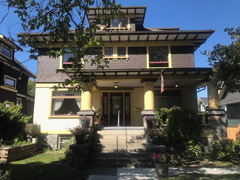 Windsor Guest House — Vancouver