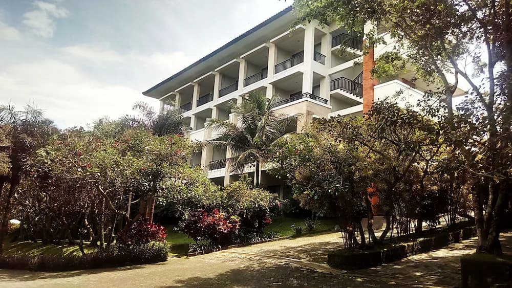 The Oxalis Regency Hotel — Temanggung