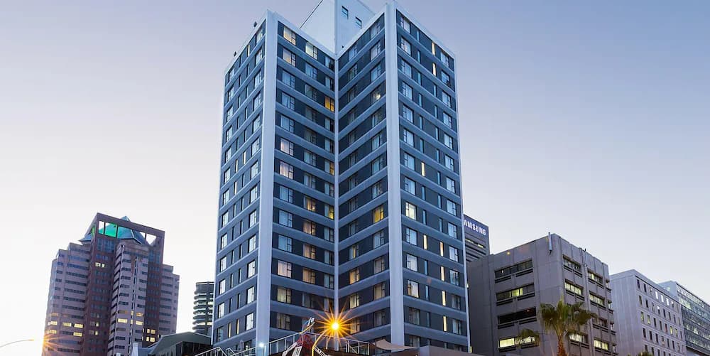 Cresta Grande Cape Town Hotel — Cape Town