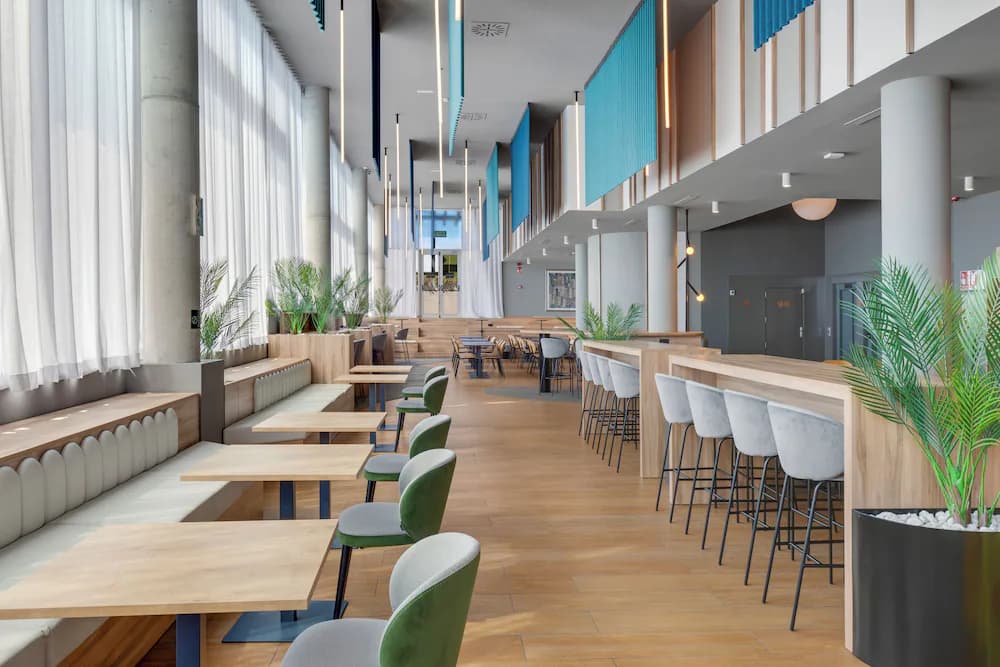 B&B Hotel Viladecans — Cornellà de Llobregat