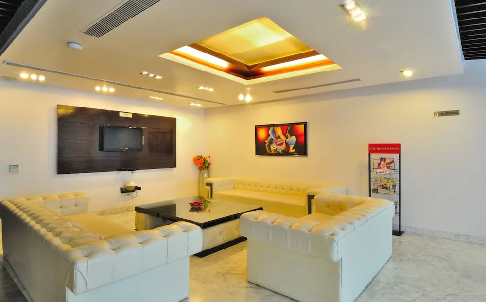 Hotel Elegance — Delhi