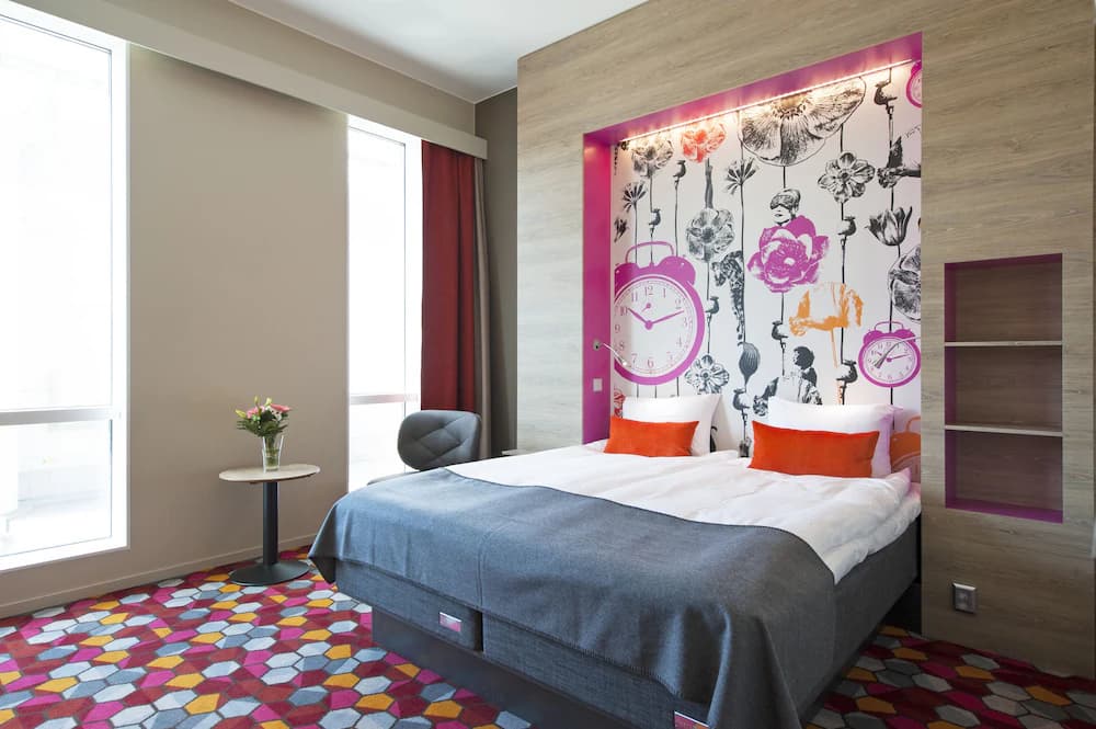 Motel L — Stockholm