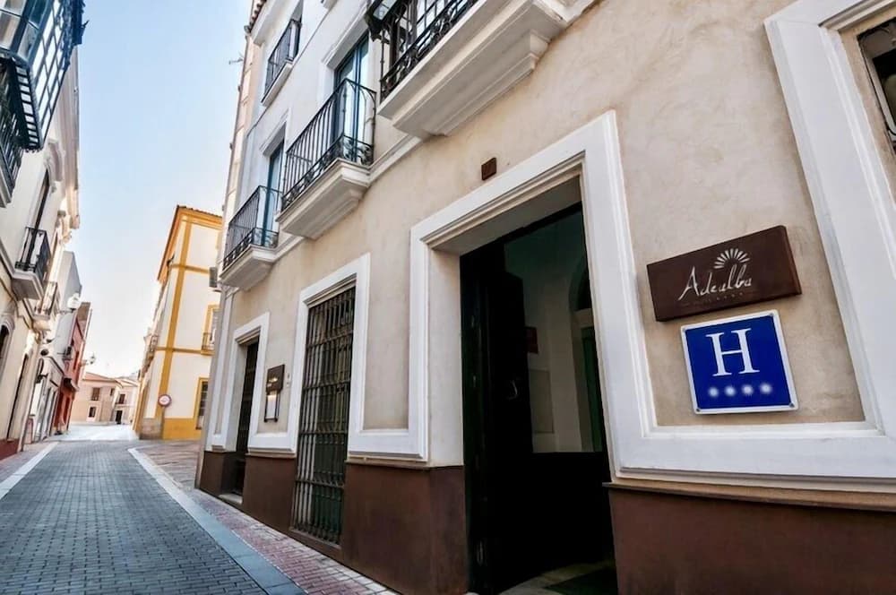 Hotel Adealba — Merida