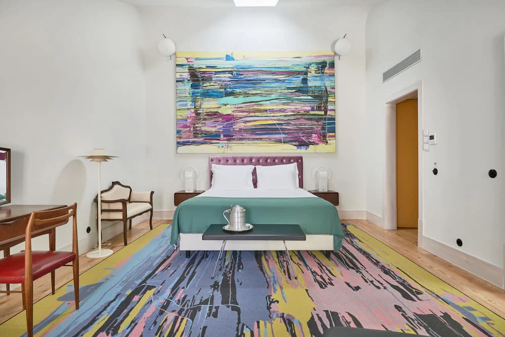 Cais Urban Lodge — Lisbon