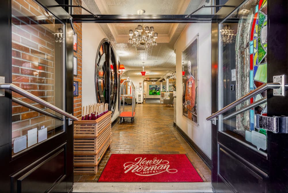The Henry Norman Hotel — New York