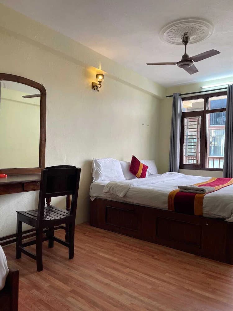 Hotel Holiday House Kathmandu — Kathmandu