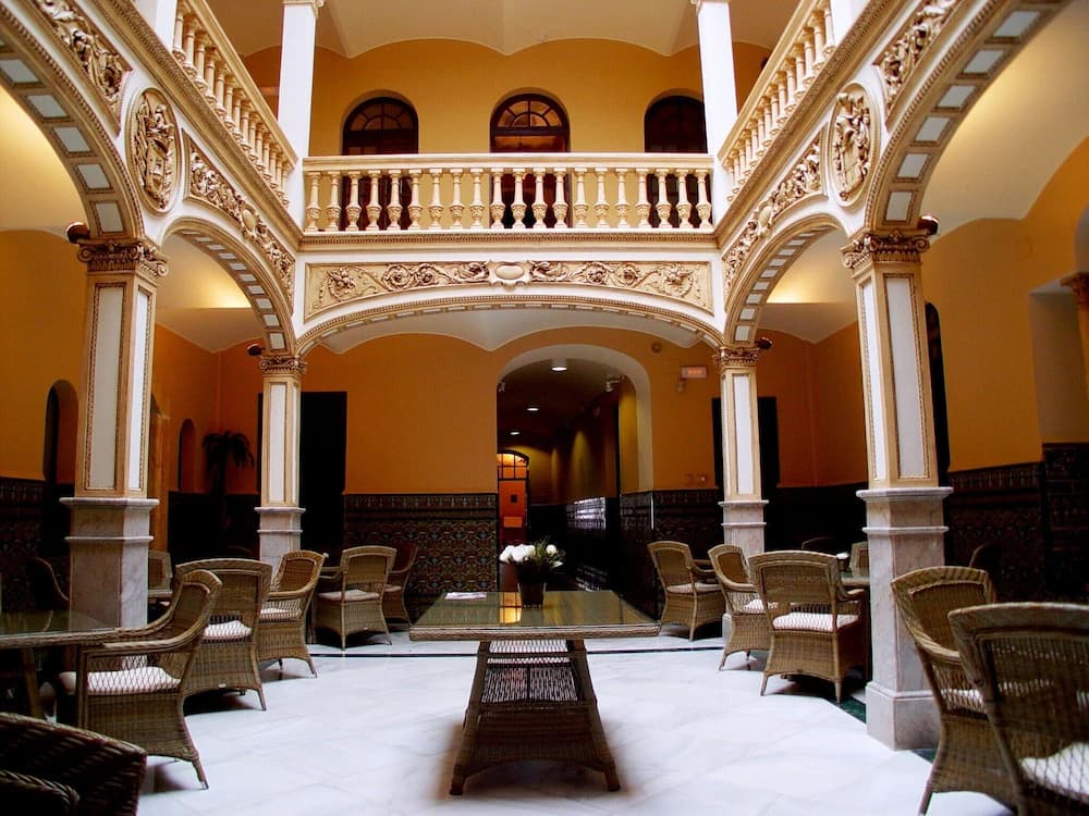 Hotel Restaurante Palacio Arteaga **** — Badajoz