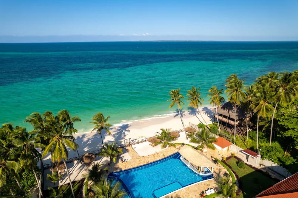 Sunny Palms Beach Bungalows — Zanzibar