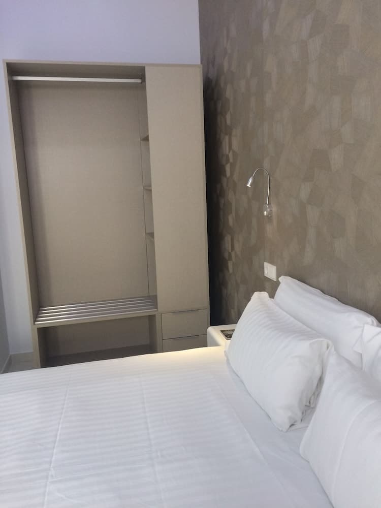 Apartamentos Rivero 8 — Seville