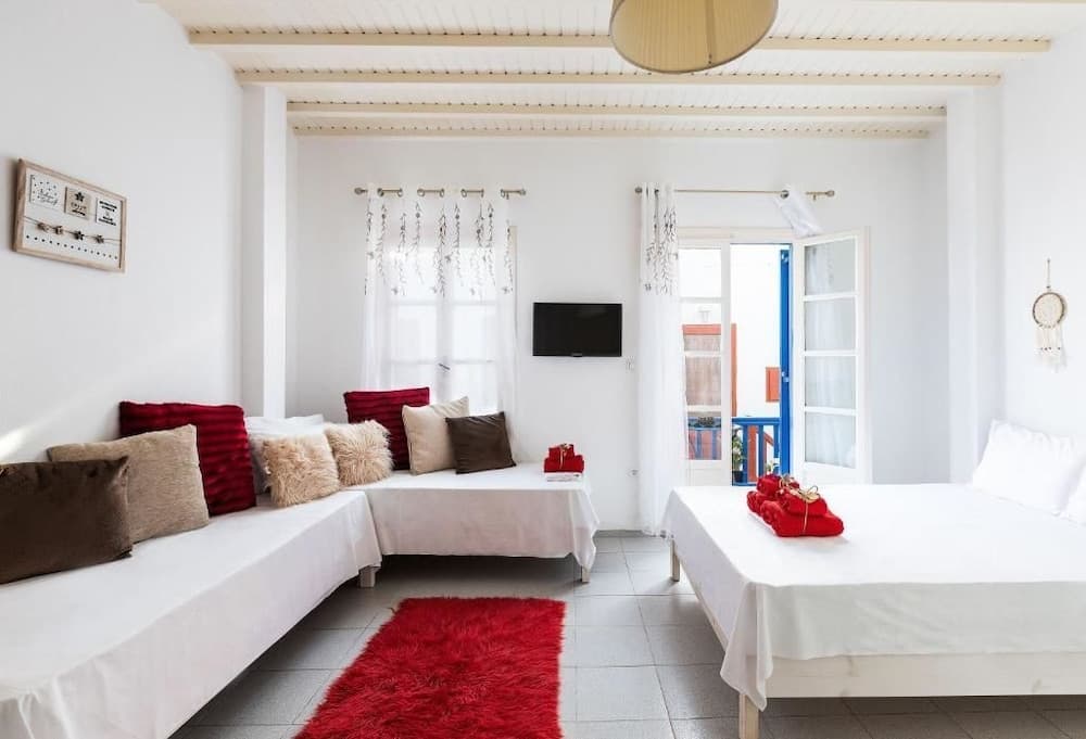 Izabella's House — Mykonos