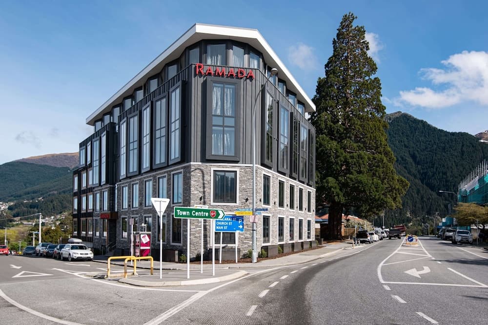 Ramada Queenstown Central — Queenstown
