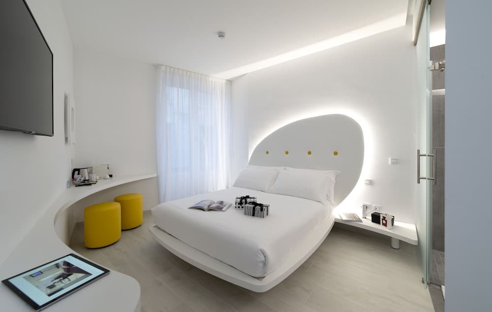 Ahd Rooms — Milan
