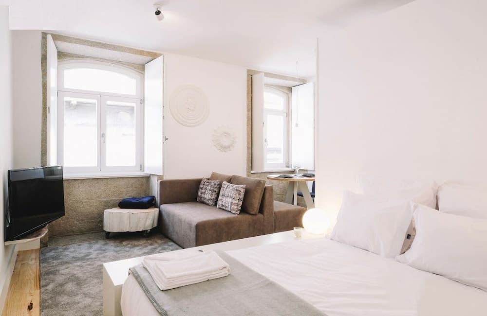 ORM - Almada Apartments — Porto