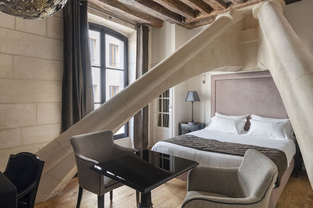 Hotel Le Presbytere — Paris