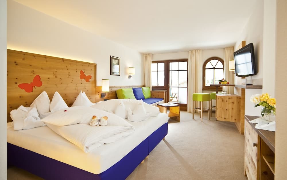 Mirabell Dolomites Hotel - Luxury - Ayurveda & Spa — Prags - Braies