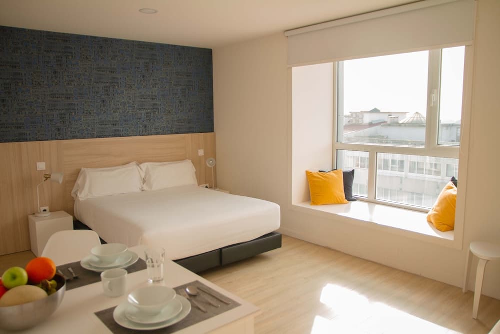Duerming Republik Aparthotel — Porto