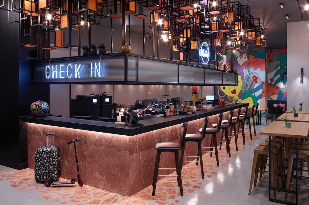 Moxy Athens City — Athens