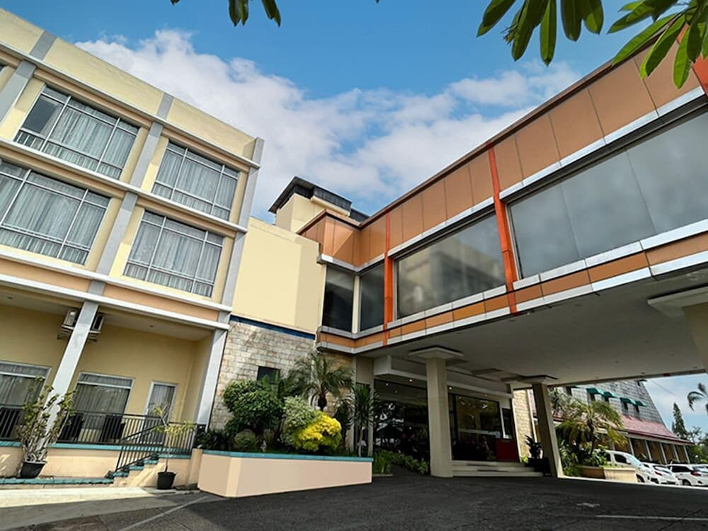 Guesthouse Ananda Pekalongan — Wiradesa