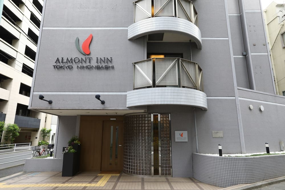 Almont Inn Nihonbashi — Tokyo