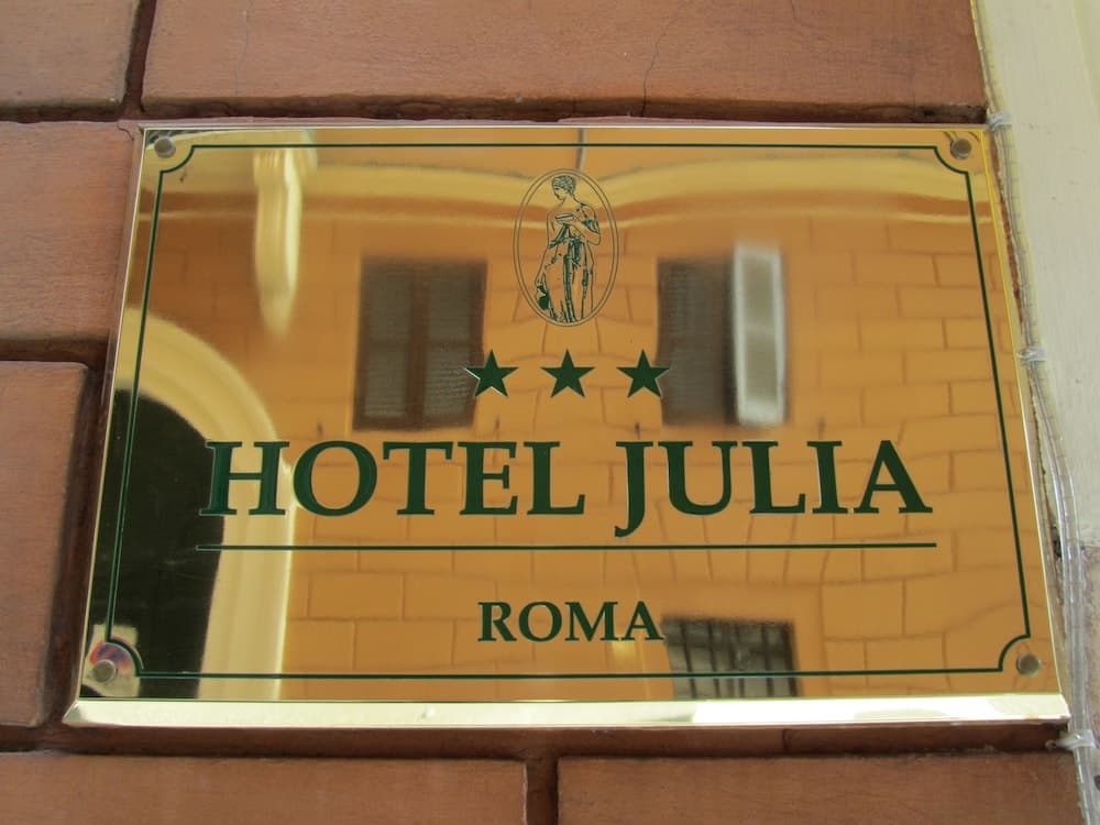 Hotel Julia — Rome