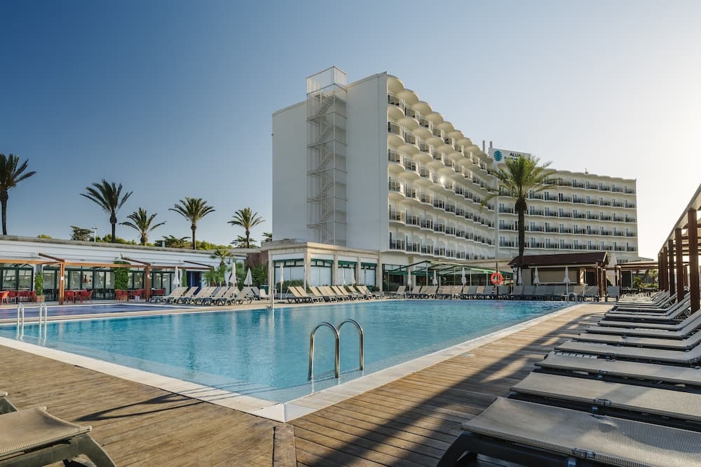 Alua Illa de Menorca Hotel — Mahon