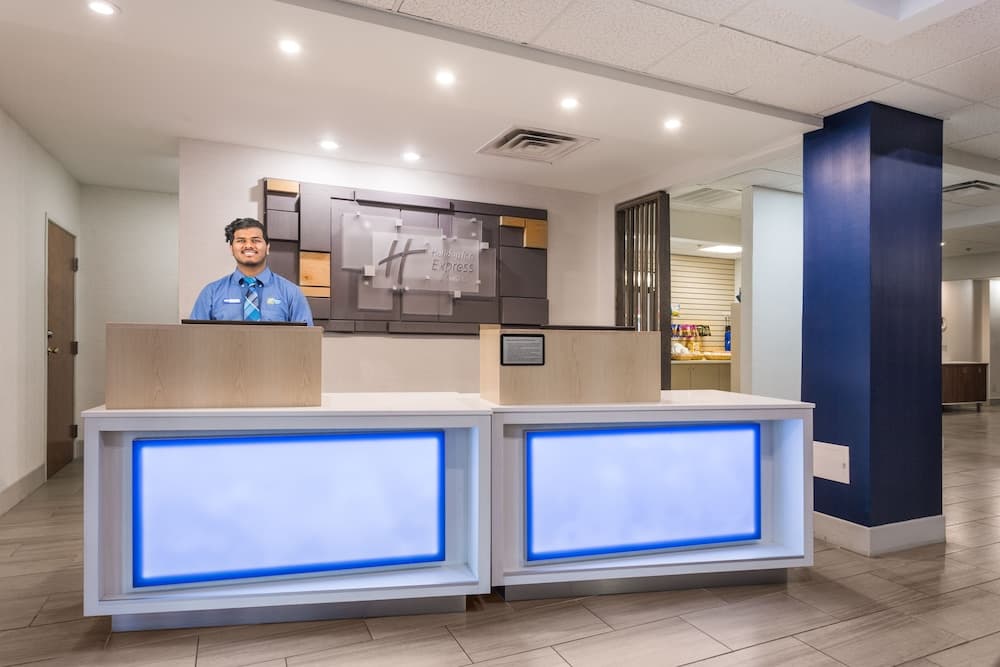 Holiday Inn Express Petersburg, an IHG Hotel — Petersburg