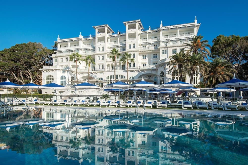 Gran hotel Miramar GL — Malaga