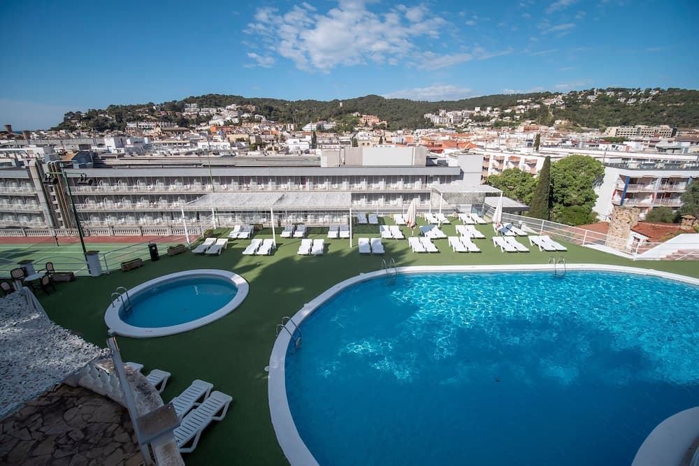 Hotel Bungalow Don Juan Tossa — Lloret de Mar